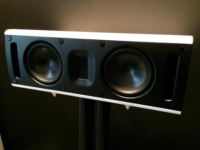 MB CENTER B Svileno Bela Mat - Image 2